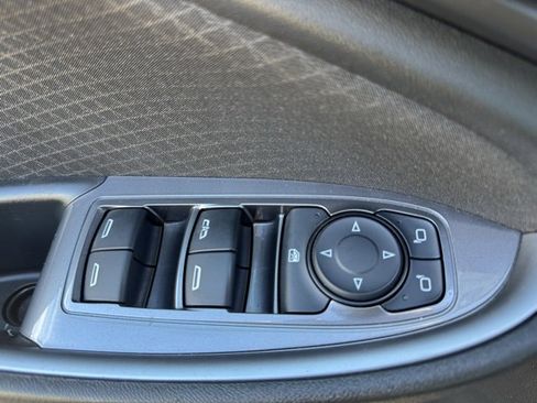 Used 2023 Chevrolet Malibu LT image 9