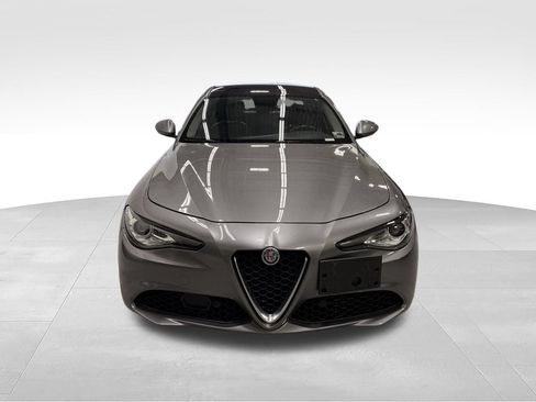 Used 2019 Alfa Romeo Giulia Ti w/ Quick Order Package 22X Lusso AWD/4WD image 8