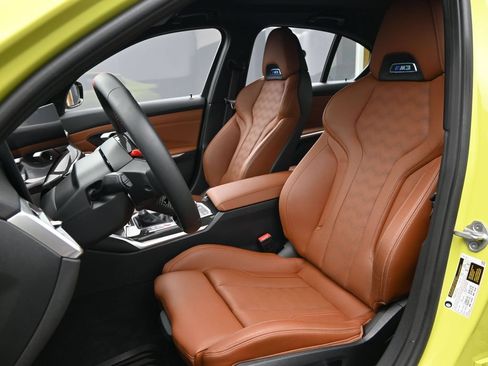 Used 2025 BMW M3 w/ Executive Package RWD image 21