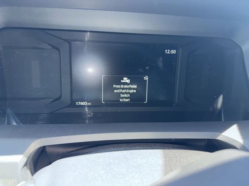 Used 2024 Toyota Tacoma SR5 AWD/4WD image 8
