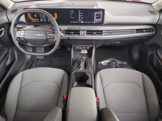 Used 2025 Kia K4 FWD image 17