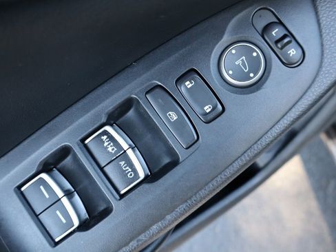 Used 2018 Honda Accord EX-L image 27