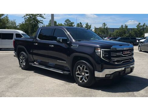 Certified 2022 GMC Sierra 1500 SLT w/ SLT Premium Plus Package RWD image 2