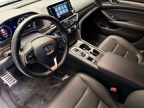 Used 2022 Honda Accord Sport image 7