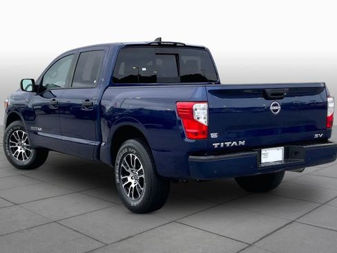 Used 2023 Nissan Titan SV RWD image 12