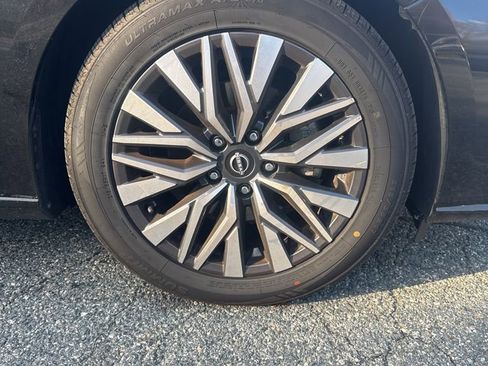 Used 2023 Nissan Altima 2.5 SV image 32