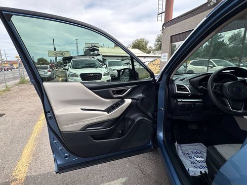 Used 2023 Subaru Forester AWD/4WD image 10
