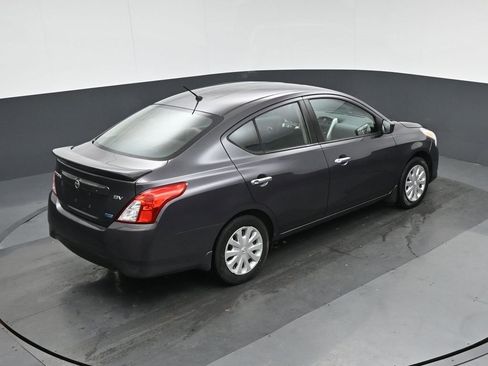 Used 2015 Nissan Versa SV image 50