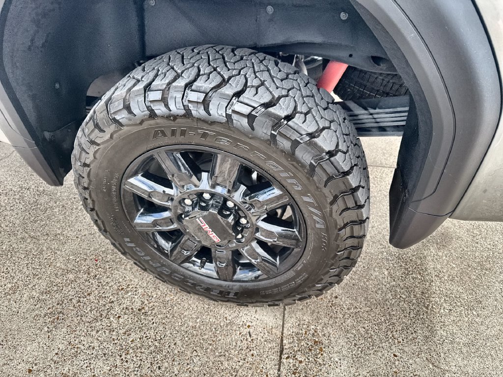 Certified 2025 GMC Sierra 2500 AT4 w/ AT4 Premium Plus Package AWD/4WD image 12