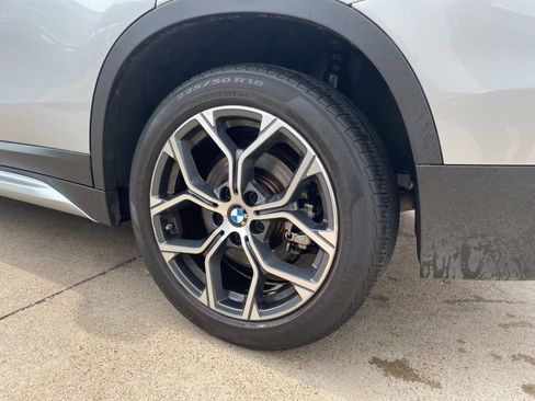 Used 2021 BMW X1 xDrive28i w/ Convenience Package image 8