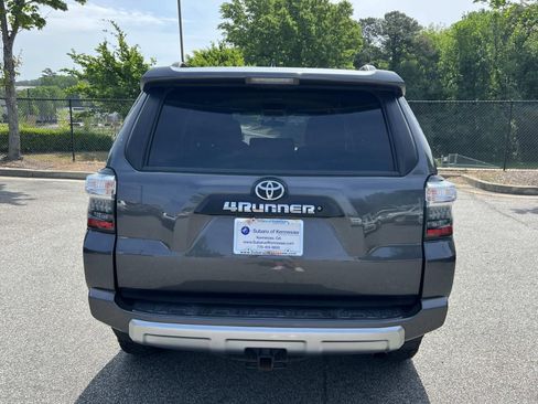 Used 2019 Toyota 4Runner TRD Off-Road AWD/4WD image 6