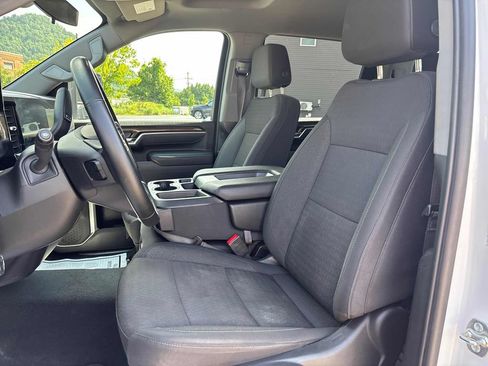 Used 2025 Chevrolet Silverado 2500 LT w/ Convenience Package AWD/4WD image 10
