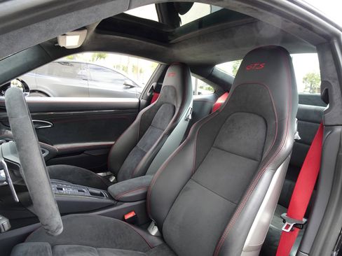 Used 2017 Porsche 911 Carrera GTS w/ GTS Interior Package RWD image 12