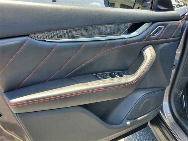 Used 2019 Maserati Levante AWD/4WD image 22