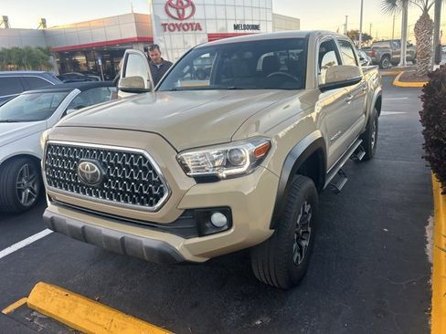 Used 2019 Toyota Tacoma TRD Off-Road image 1