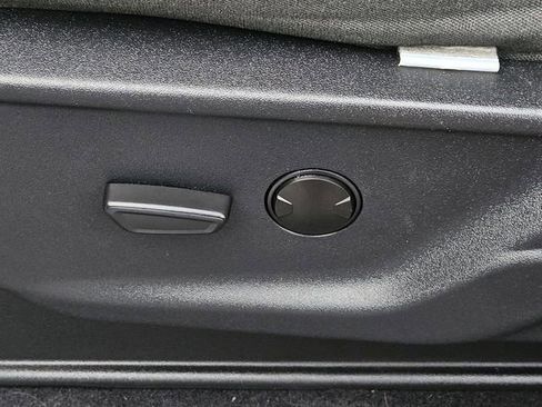 Used 2023 Ford F150 XLT image 29