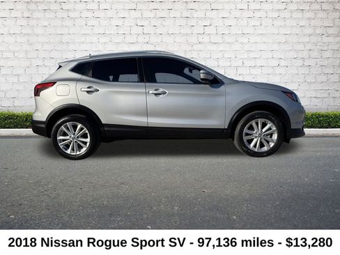 Used 2018 Nissan Rogue Sport SV w/ SV All-Weather Package image 2