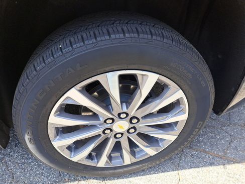 Certified 2023 Chevrolet Traverse Premier image 21