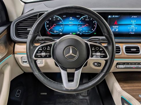 Used 2022 Mercedes-Benz GLS 450 4MATIC image 43