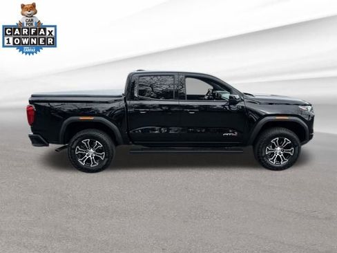 Used 2024 GMC Canyon AT4 w/ AT4 Premium Package image 10