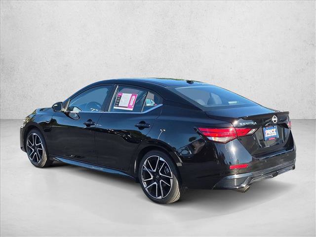 Used 2025 Nissan Sentra SR FWD image 8