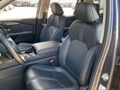 Used 2023 Honda Pilot EX-L image 9