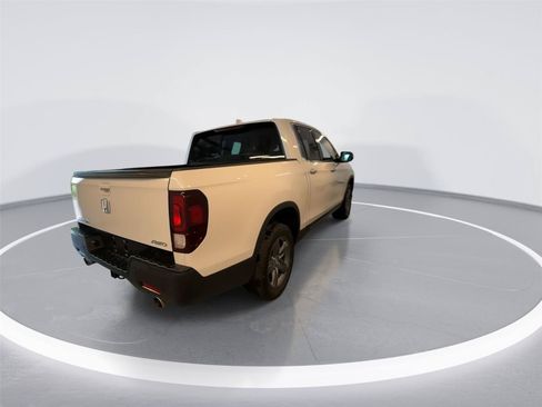 Used 2023 Honda Ridgeline RTL-E image 7