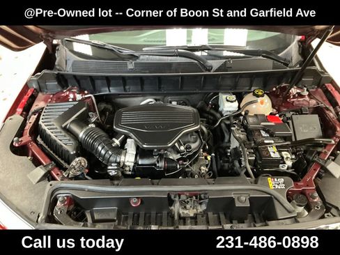 Used 2019 GMC Acadia SLT AWD/4WD image 3