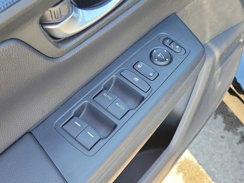 Used 2024 Honda CR-V Sport image 14
