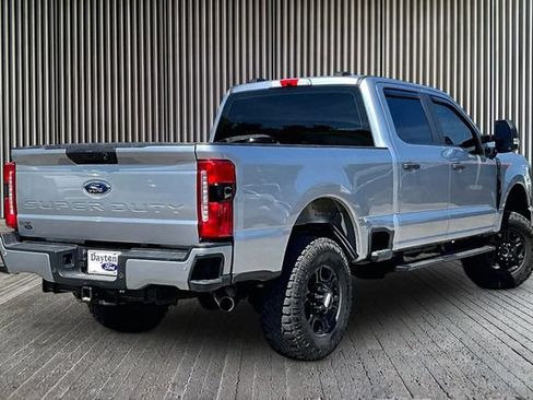 Used 2024 Ford F250 XL w/ STX Appearance Package AWD/4WD image 2