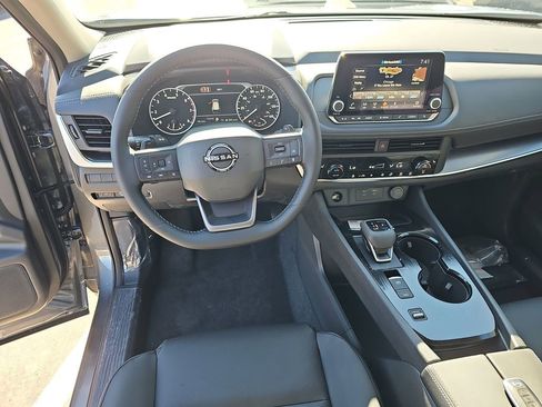 New 2026 Nissan Rogue SV FWD image 20