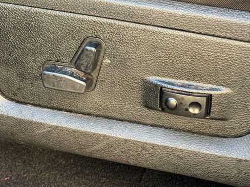 Used 2018 RAM 1500 Sport w/ Hydro Blue Sport Package image 26