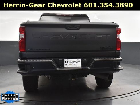 Used 2024 Chevrolet Silverado 2500 High Country w/ High Country Premium Package image 6