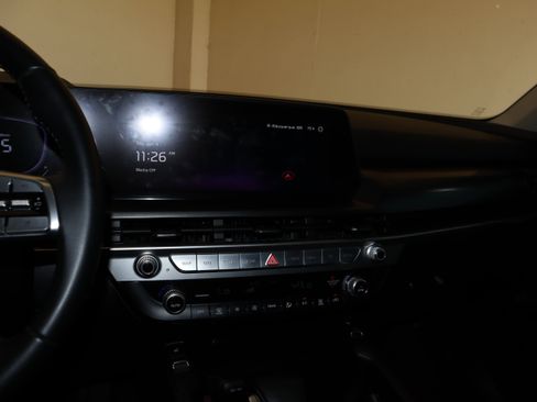 Used 2025 Kia Telluride S AWD/4WD image 26