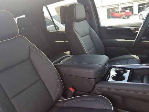 New 2025 Chevrolet Tahoe Premier image 18