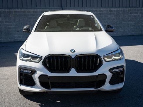 Used 2020 BMW X6 xDrive40i w/ M Sport Package image 2