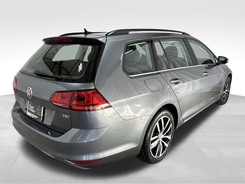 Used 2016 Volkswagen Golf Limited Edition image 6