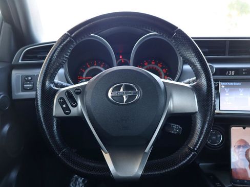 Used 2016 Scion tC FWD image 9