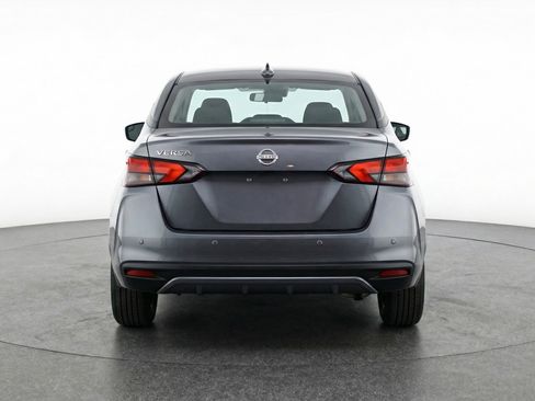 Used 2025 Nissan Versa SV image 7