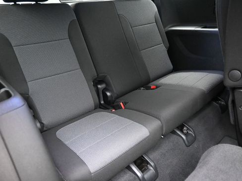 Certified 2023 Chevrolet Traverse LT AWD/4WD image 30