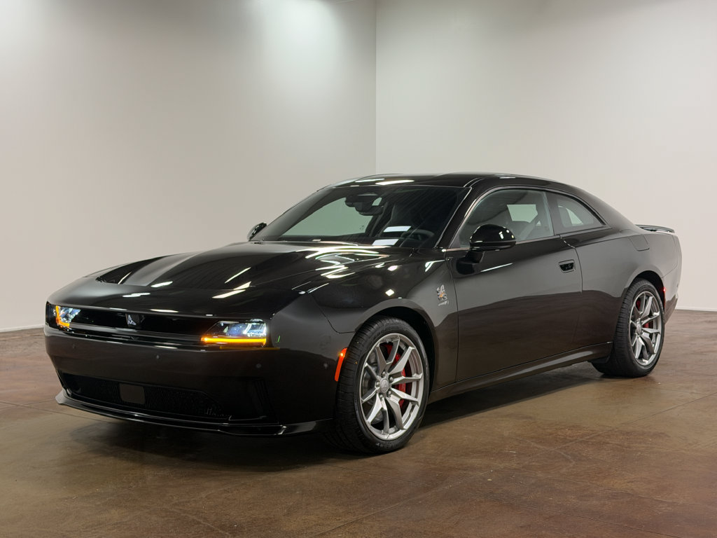 Used 2025 Dodge Charger Daytona Scat Pack w/ Track Pack AWD/4WD image 7