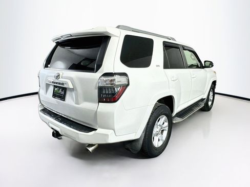 Used 2018 Toyota 4Runner SR5 Premium RWD image 9
