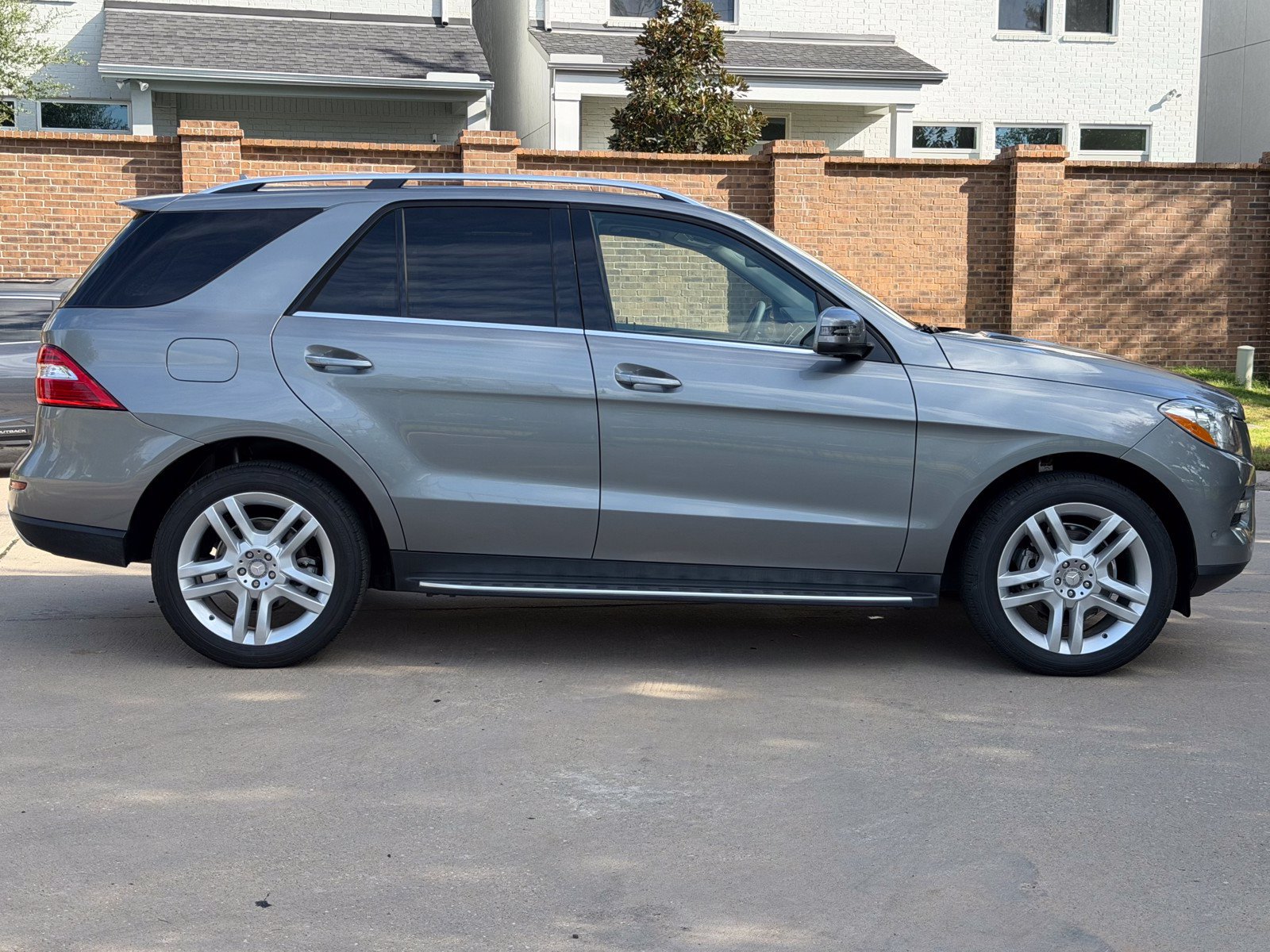 Used 2015 Mercedes-Benz ML 350 4MATIC image 13