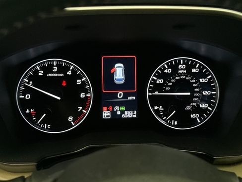 Used 2024 Subaru Outback Limited AWD/4WD image 10