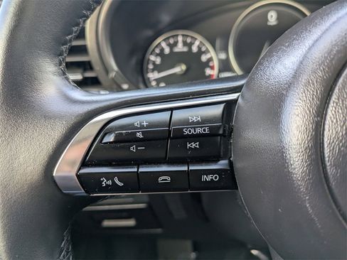 Used 2025 MAZDA MAZDA3 s image 22