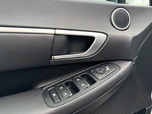 Used 2024 Hyundai Sonata SEL FWD image 24