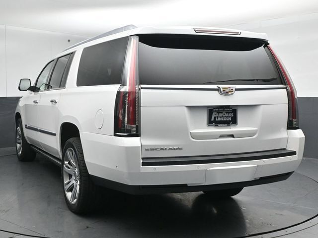 Used 2018 Cadillac Escalade ESV Premium Luxury AWD/4WD image 6