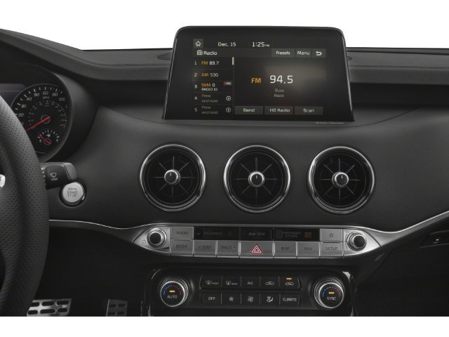 Used 2018 Kia Stinger GT AWD/4WD image 8
