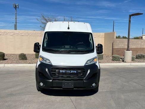 Used 2025 RAM ProMaster 2500 w/ Convenience Group image 3