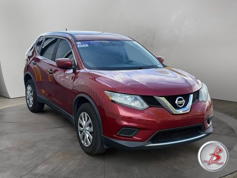 Used 2016 Nissan Rogue S image 1